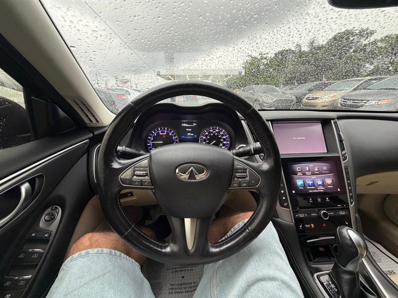 Infiniti Q50  2015