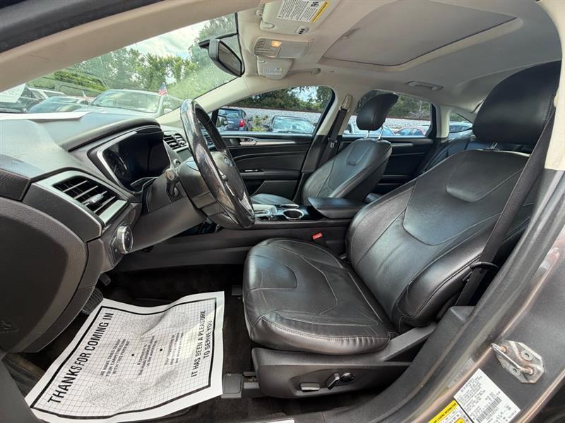 Ford Fusion Hybrid  2013