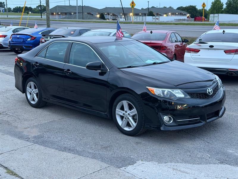 Toyota Camry  2014