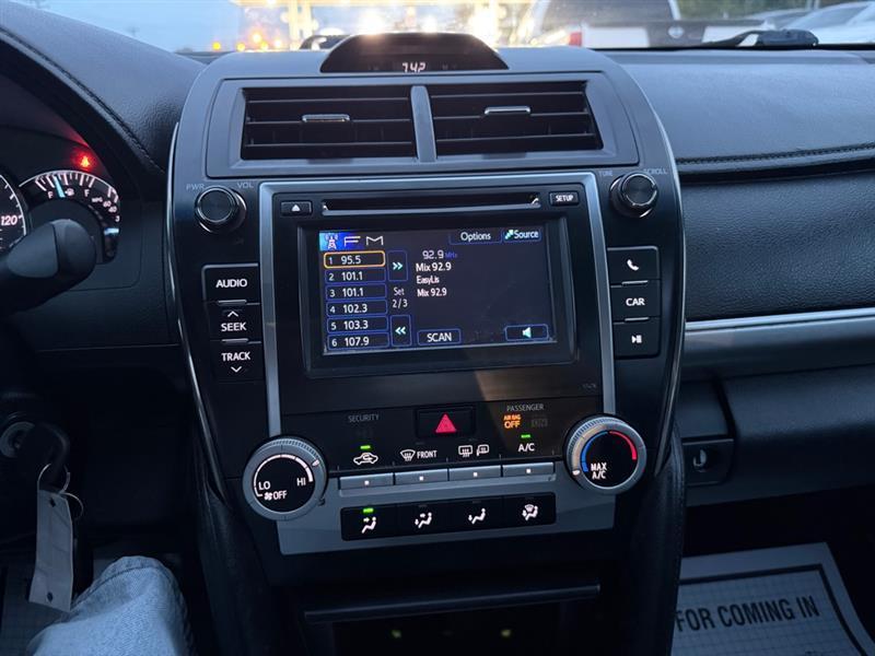 Toyota Camry  2014