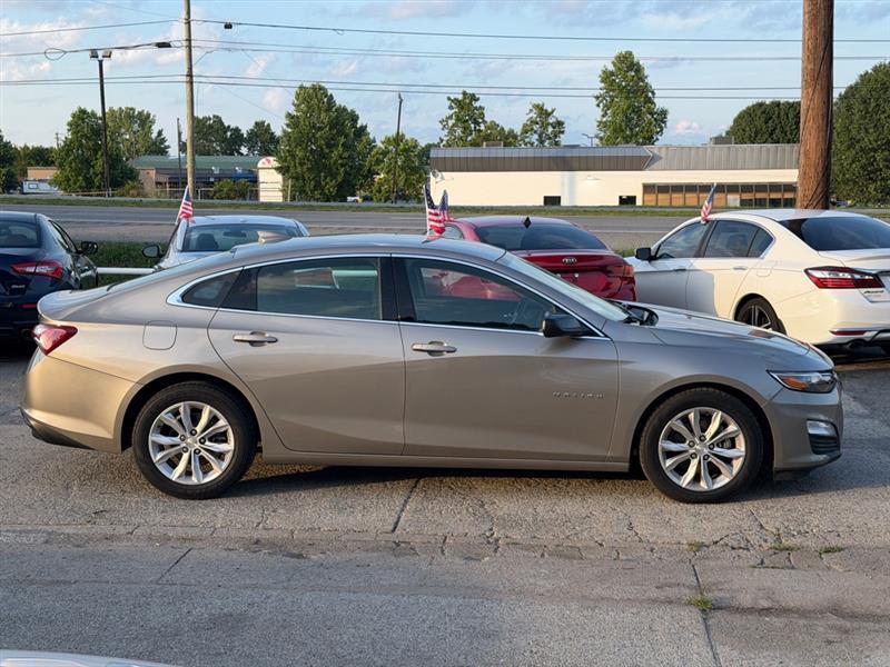 Chevrolet Malibu  2022