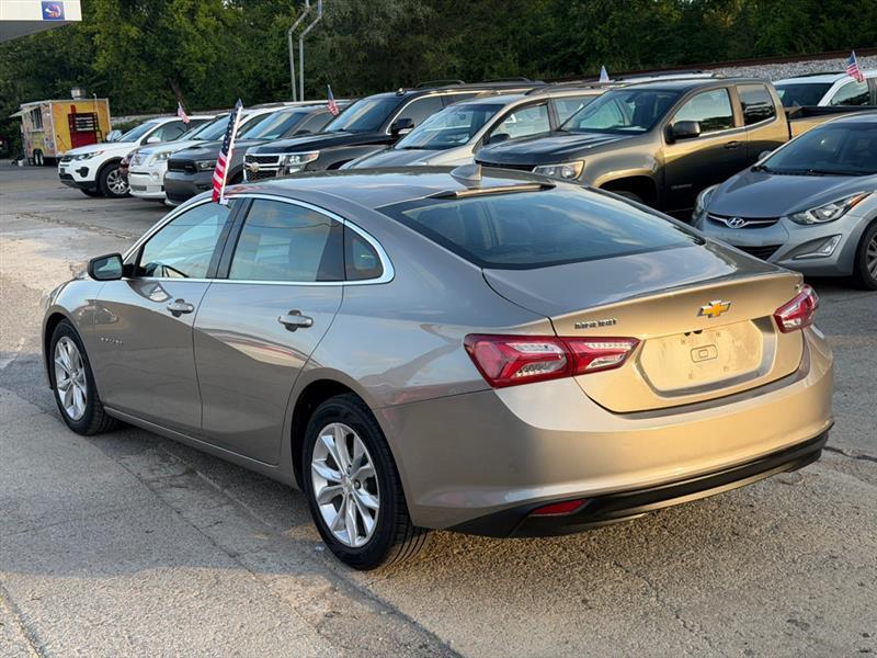 Chevrolet Malibu  2022