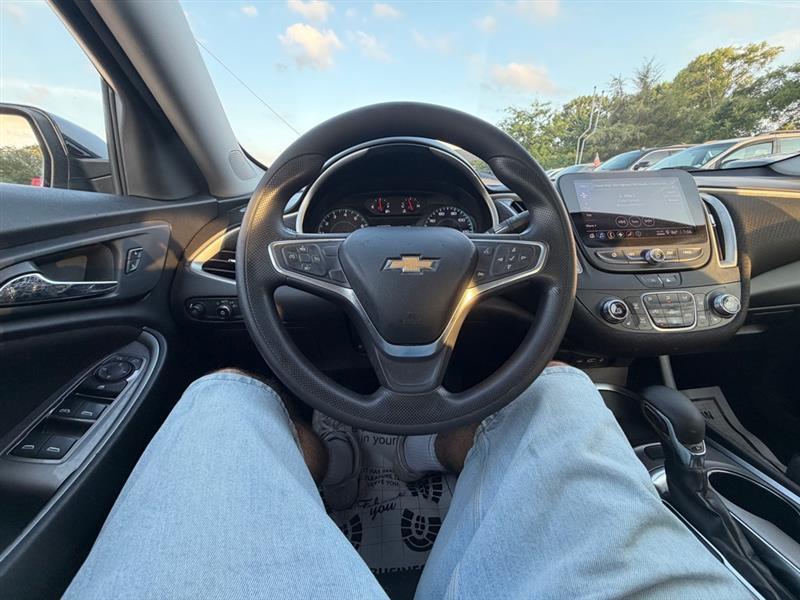 Chevrolet Malibu  2022