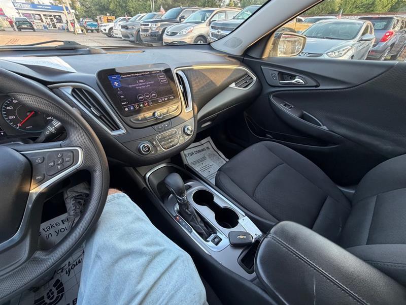 Chevrolet Malibu  2022