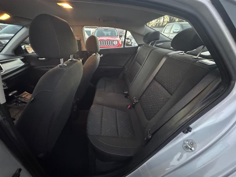 Kia Rio  2020