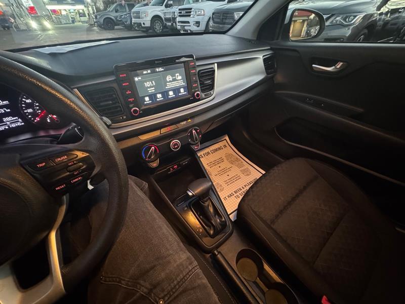 Kia Rio  2020