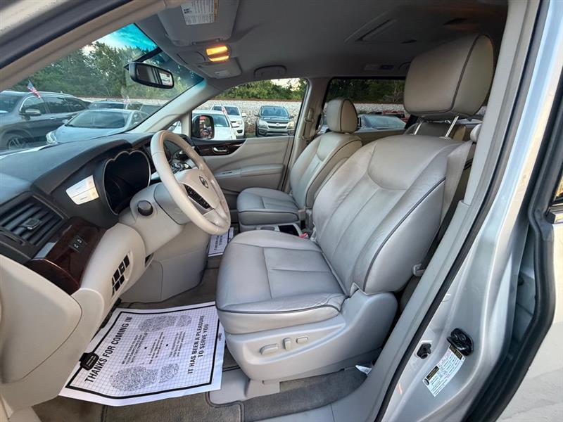 Nissan Quest  2011