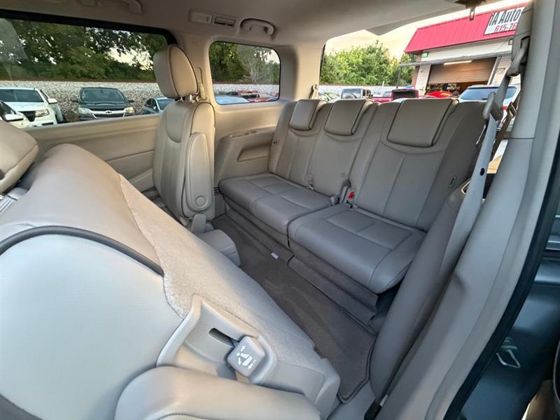 Nissan Quest  2011