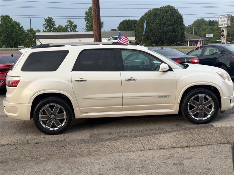 GMC Acadia  2012