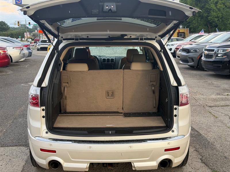 GMC Acadia  2012