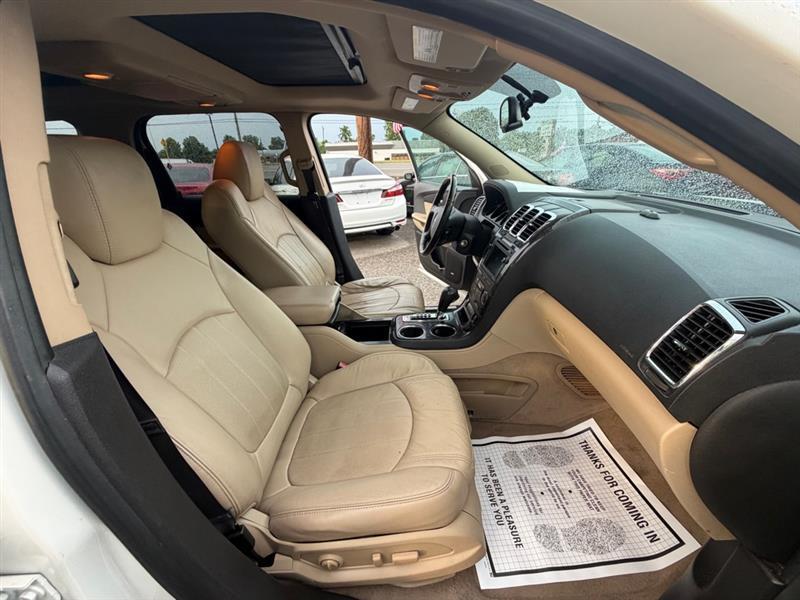 GMC Acadia  2012