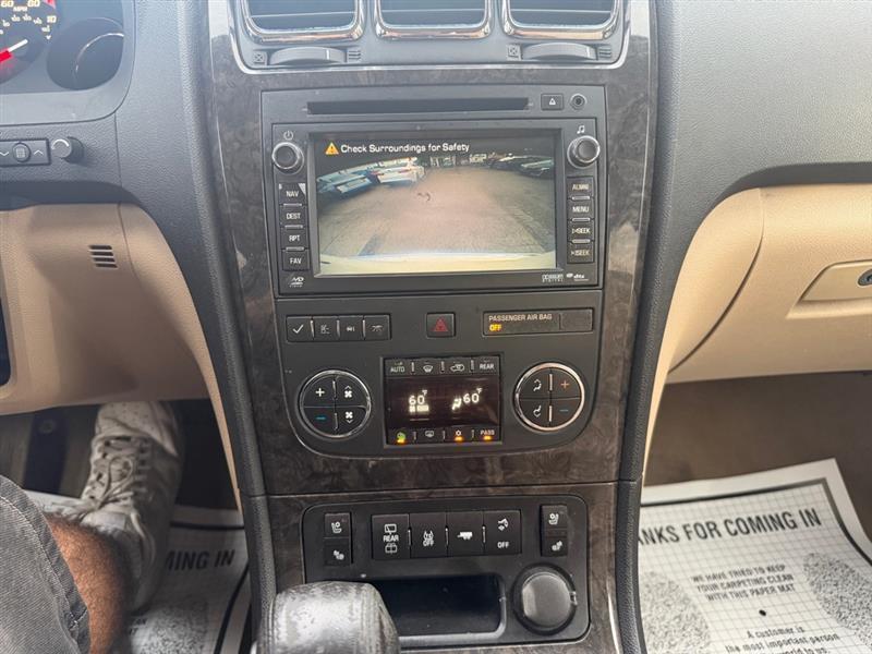 GMC Acadia  2012