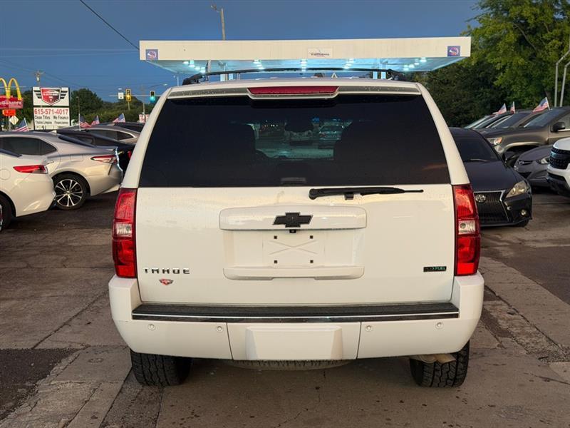Chevrolet Tahoe  2011