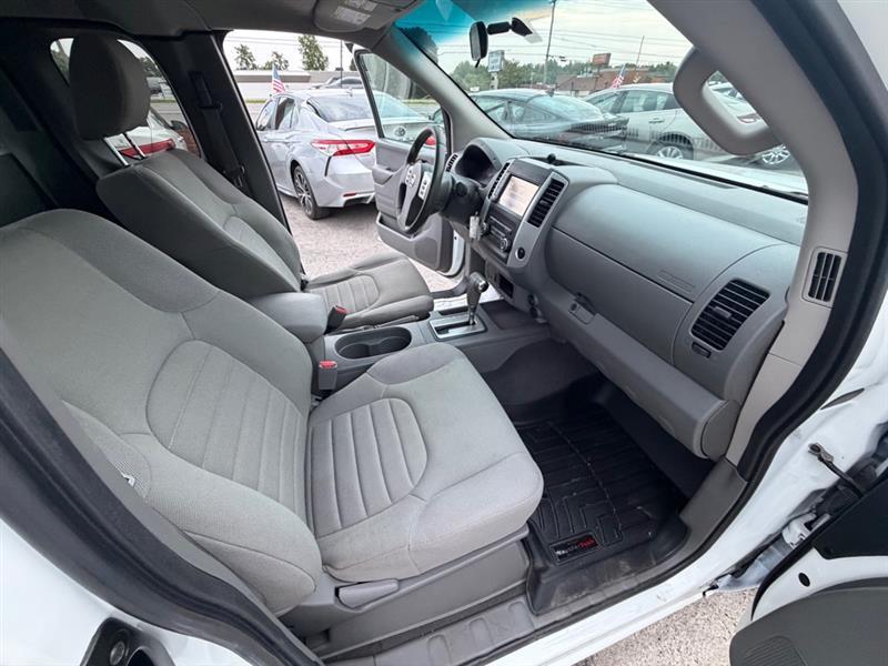 Nissan Frontier  2019