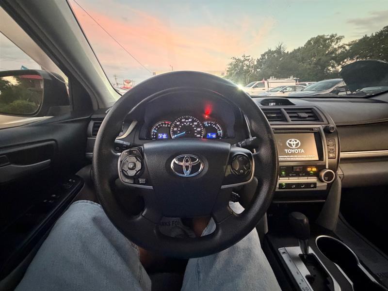 Toyota Camry  2014