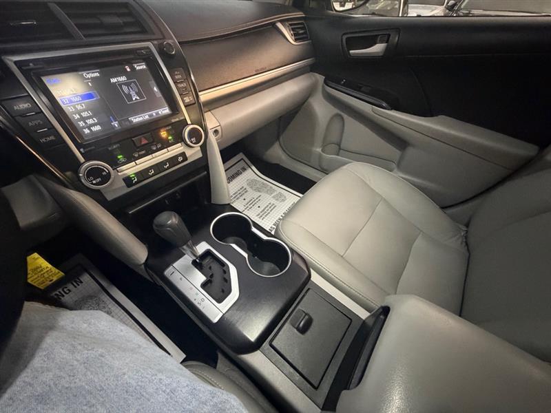 Toyota Camry  2014