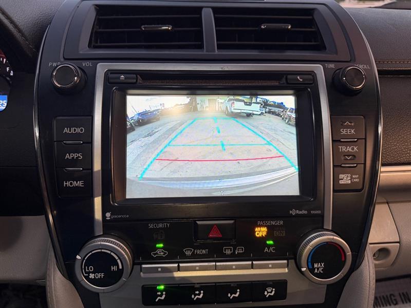 Toyota Camry  2014