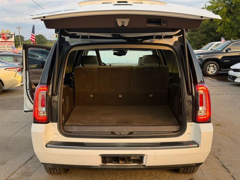 GMC Yukon XL  2017