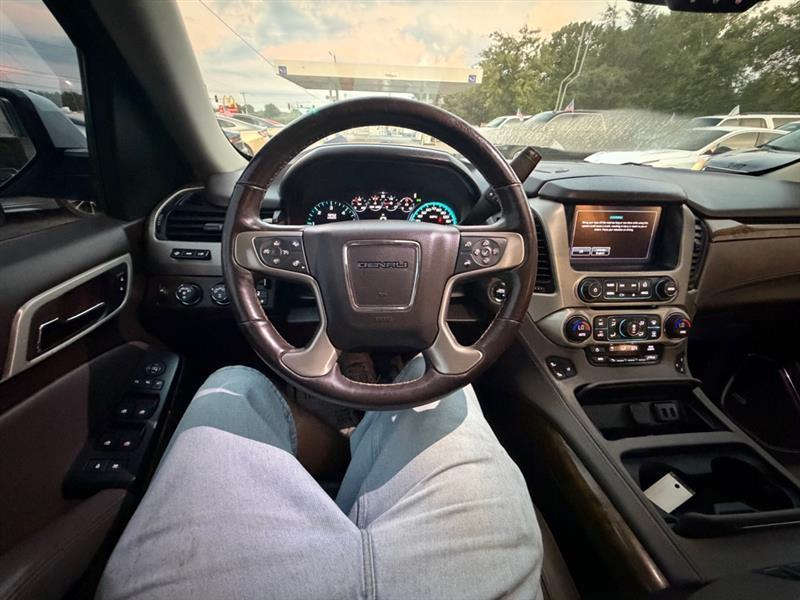 GMC Yukon XL  2017