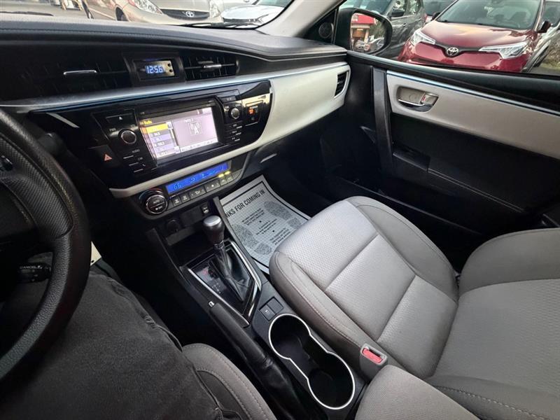 Toyota Corolla  2015