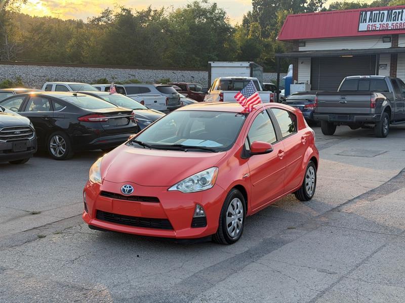 Toyota Prius c  2013