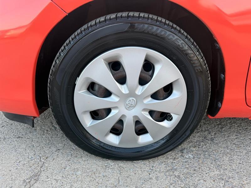 Toyota Prius c  2013