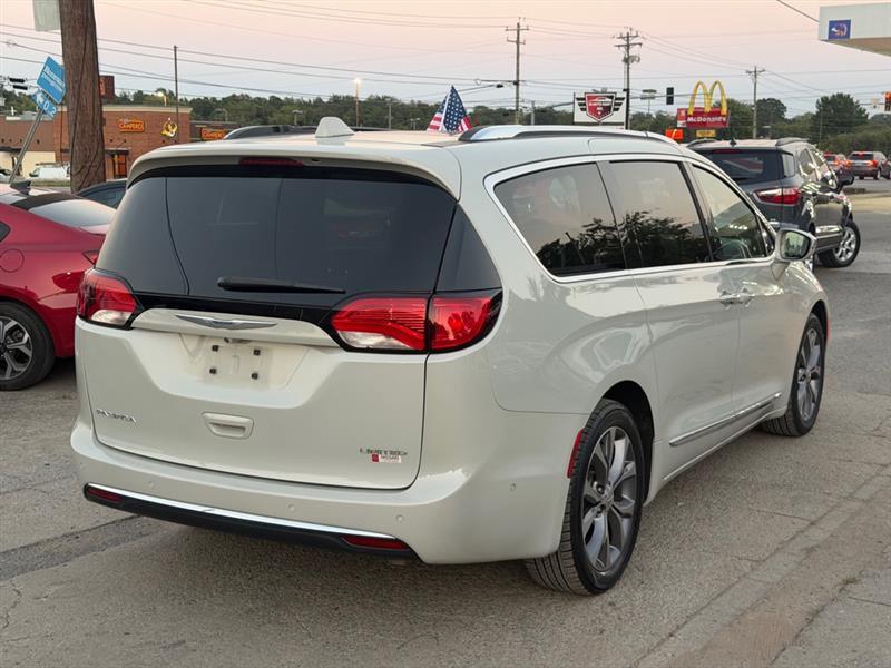 Chrysler Pacifica  2020