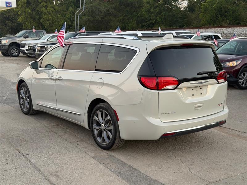 Chrysler Pacifica  2020