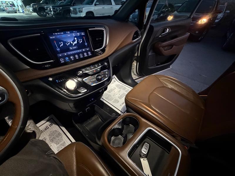 Chrysler Pacifica  2020