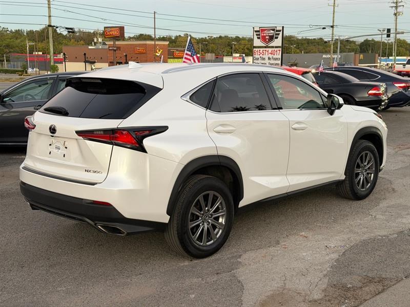 Lexus NX 200t  2018