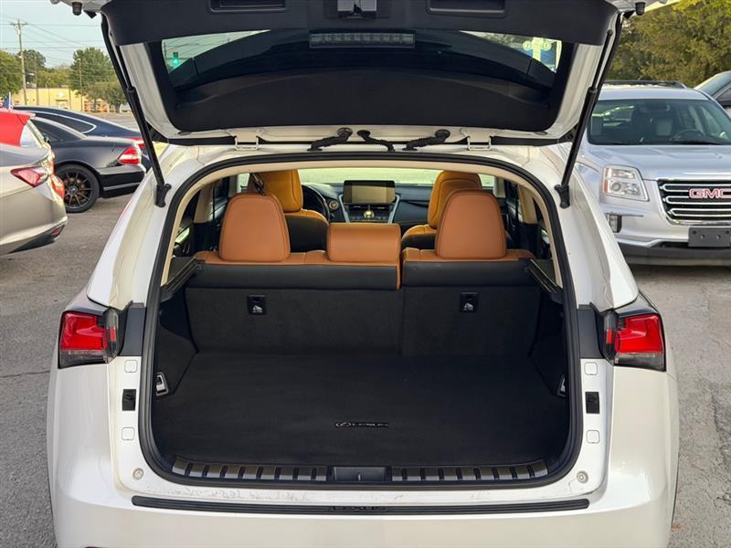 Lexus NX 200t  2018