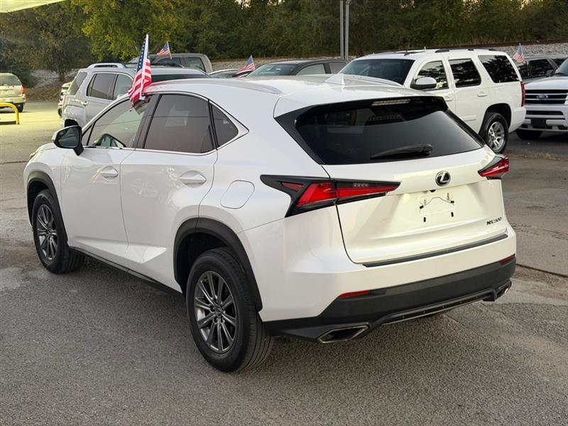 Lexus NX 200t  2018