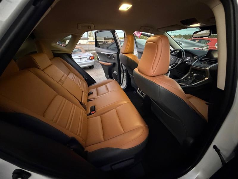 Lexus NX 200t  2018