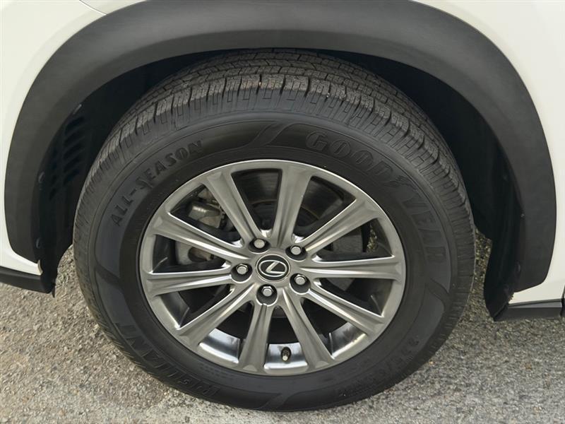 Lexus NX 200t  2018