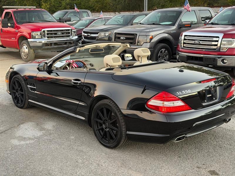 Mercedes-Benz SL-Class  2011