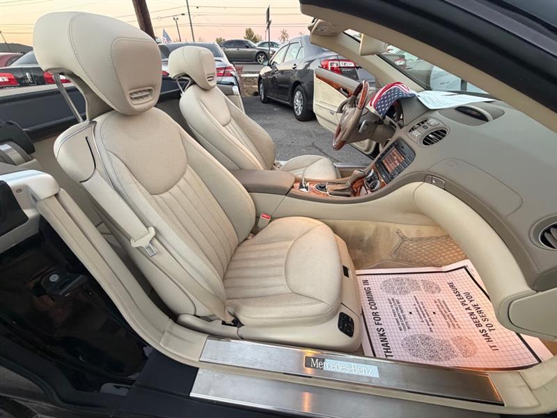 Mercedes-Benz SL-Class  2011