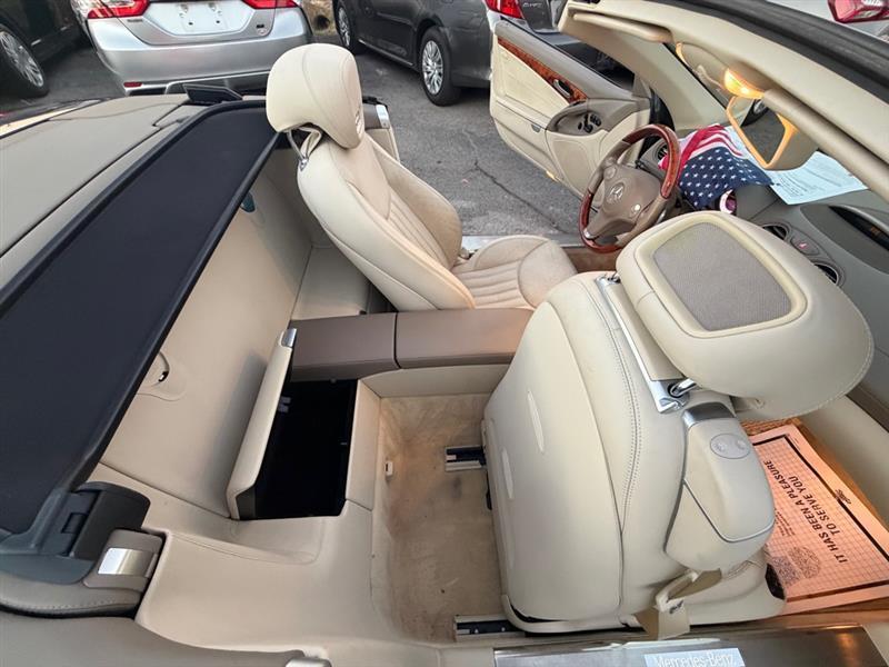 Mercedes-Benz SL-Class  2011