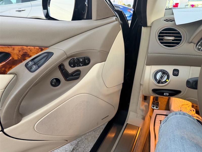 Mercedes-Benz SL-Class  2011