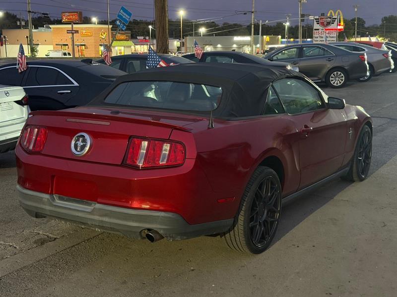 Ford Mustang  2010