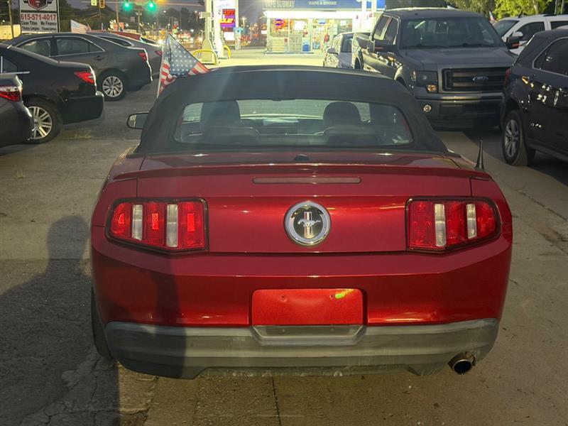 Ford Mustang  2010
