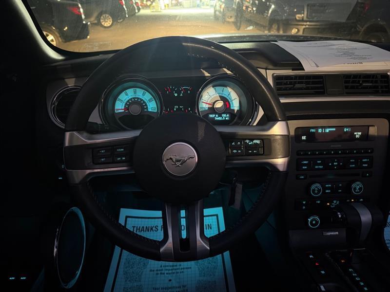 Ford Mustang  2010