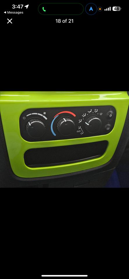 Dodge Ram 1500 4dr Quad Cab 140.5" WB ST 2003