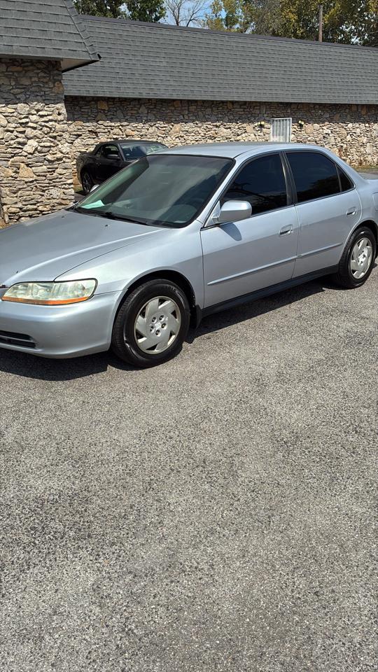 Honda Accord Sdn LX Auto V6 2001