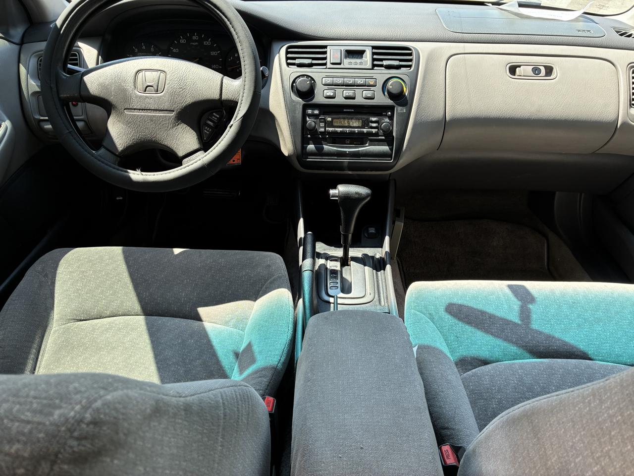 Honda Accord Sdn LX Auto V6 2001