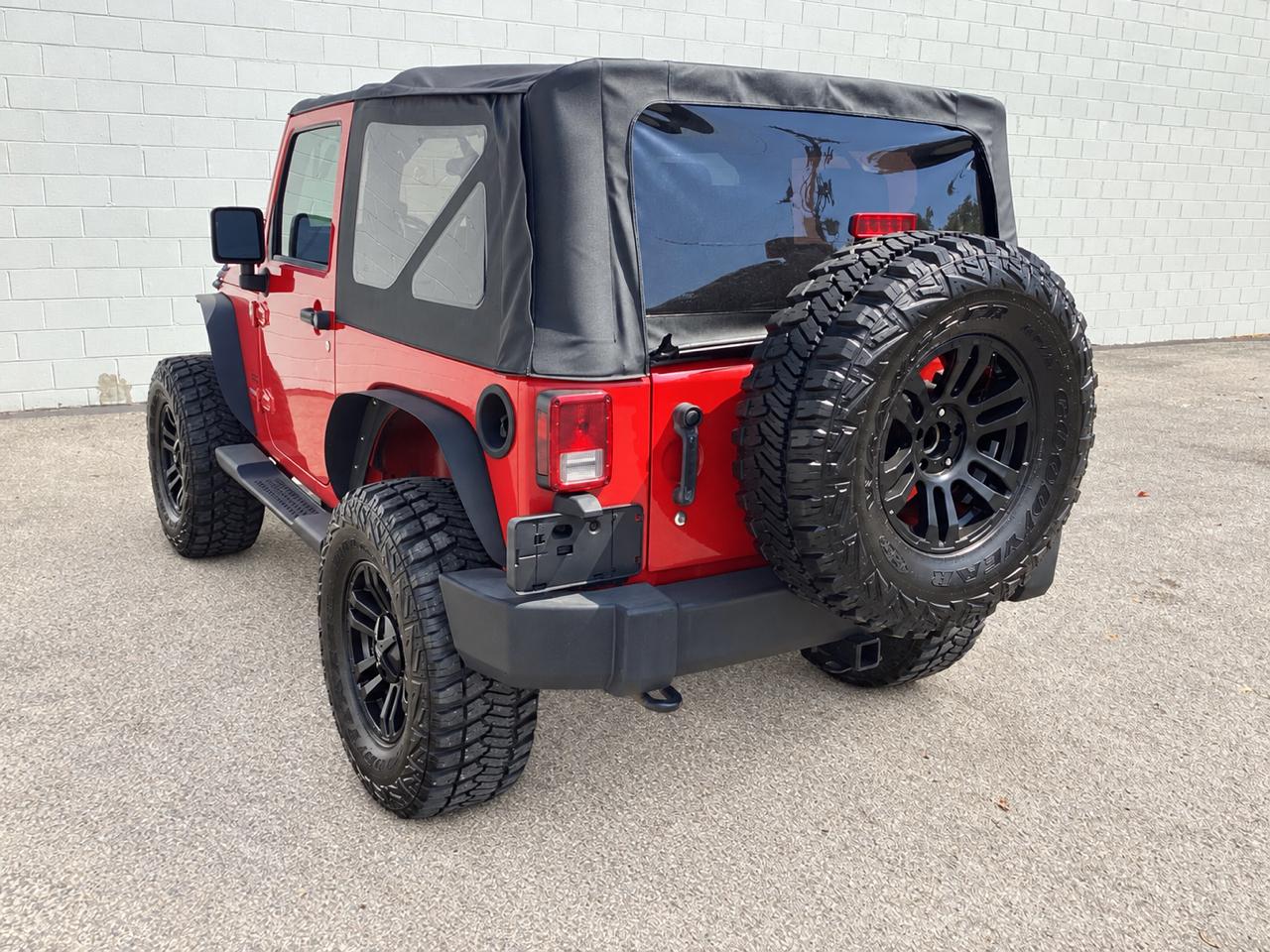 Jeep Wrangler 4WD 2dr Sport 2010