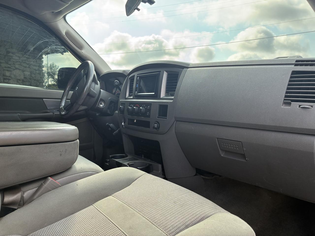 Dodge Ram 3500 4WD Quad Cab 160.5" DRW SLT 2007