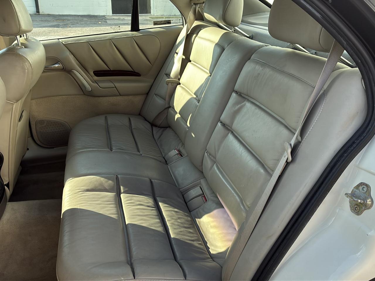 Cadillac Catera 4dr Sdn w/Leather 1998