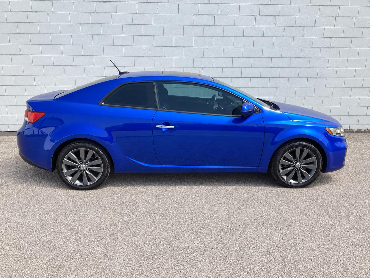 Kia Forte Koup 2dr Cpe Auto SX 2012