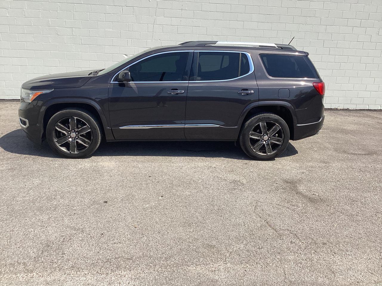 GMC Acadia AWD 4dr Denali 2017