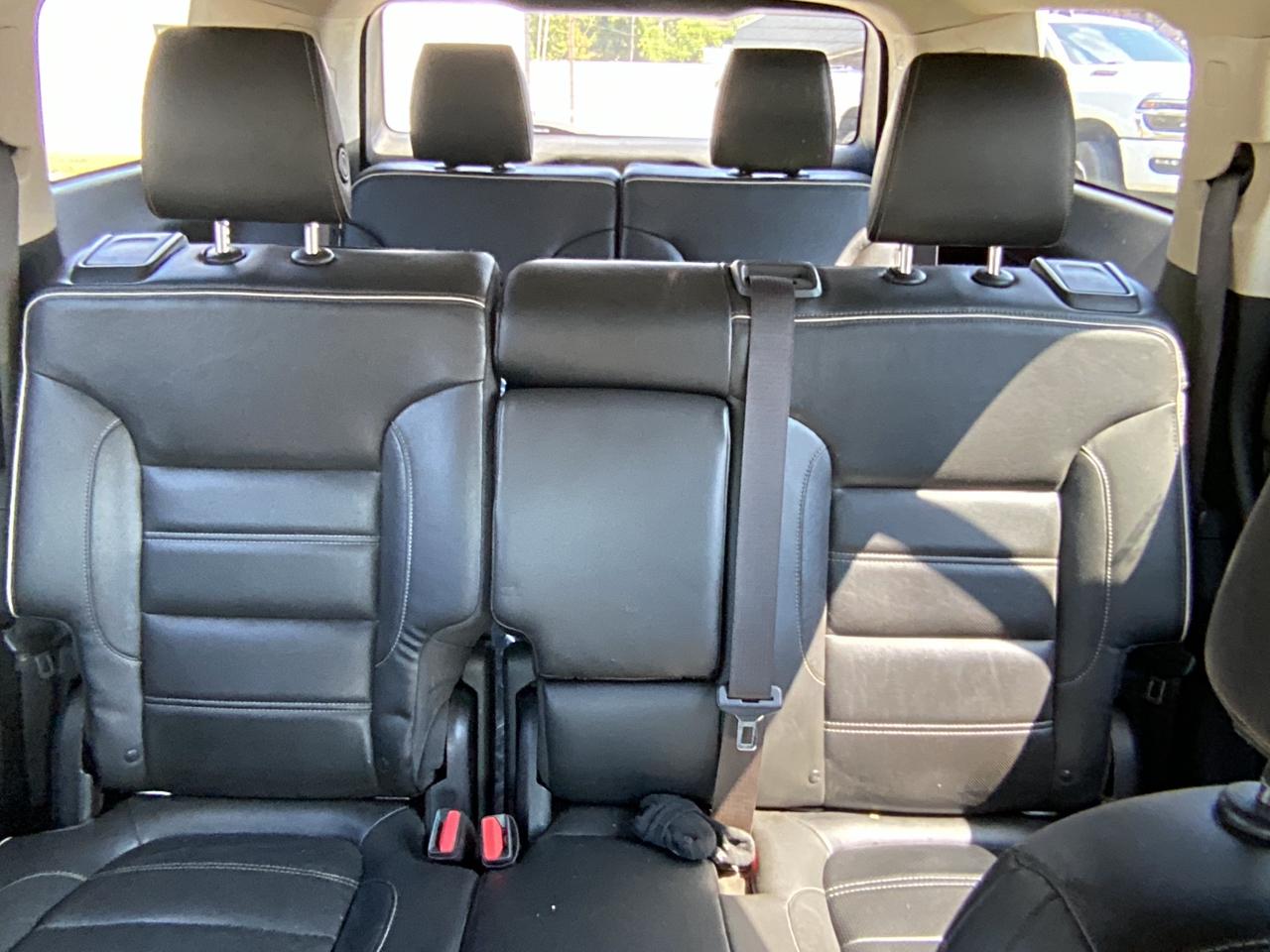 GMC Acadia AWD 4dr Denali 2017